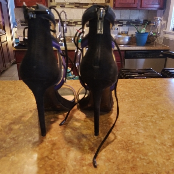 Jessica Simpson - Picture 2 of 4